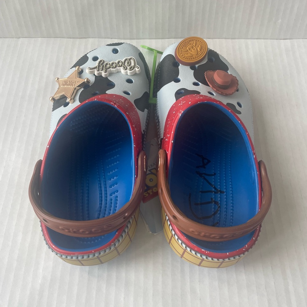 Crocs CLASSIC TOY STORY CLOG adults M2 W 4 - Picture 6 of 8